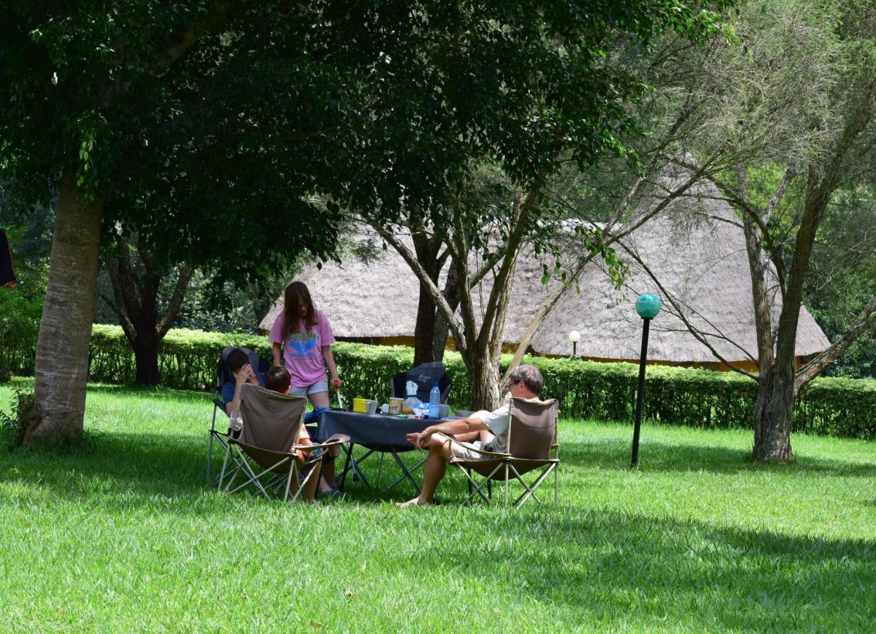 Kibale Guest Cottages Fort Portal Exterior photo