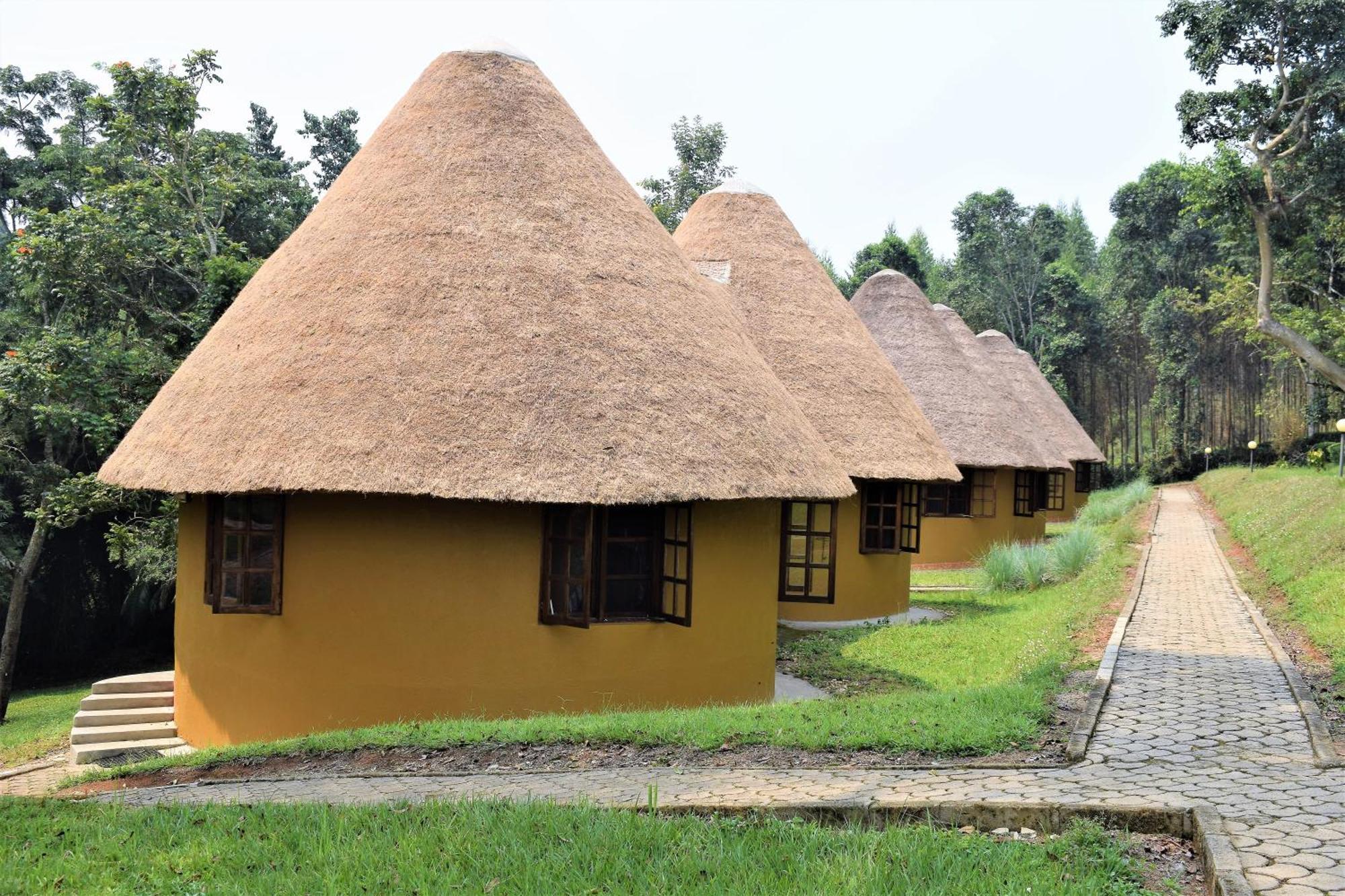 Kibale Guest Cottages Fort Portal Exterior photo